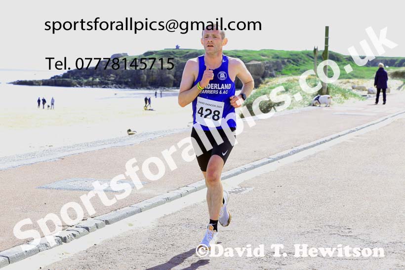 The 2024 Sand Dancer 10k Multi-Terrain, South Shields.  Photo: David T. Hewitson/Sports for All Pics
